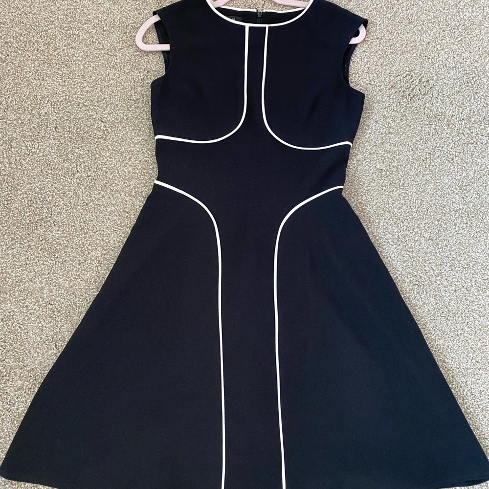 ✨Very Flattering✨Alfani Dress✨